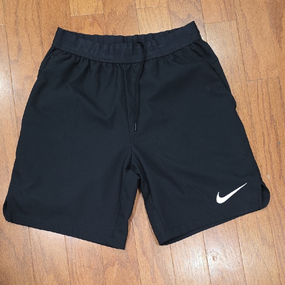 Nike Men's Black Sports Shorts